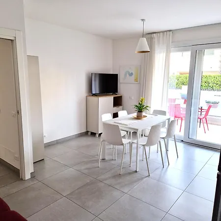 Dainese Apartments, Casa Miriam ليدو دي يسولو