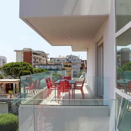 Dainese Apartments, Casa Miriam شقة ليدو دي يسولو